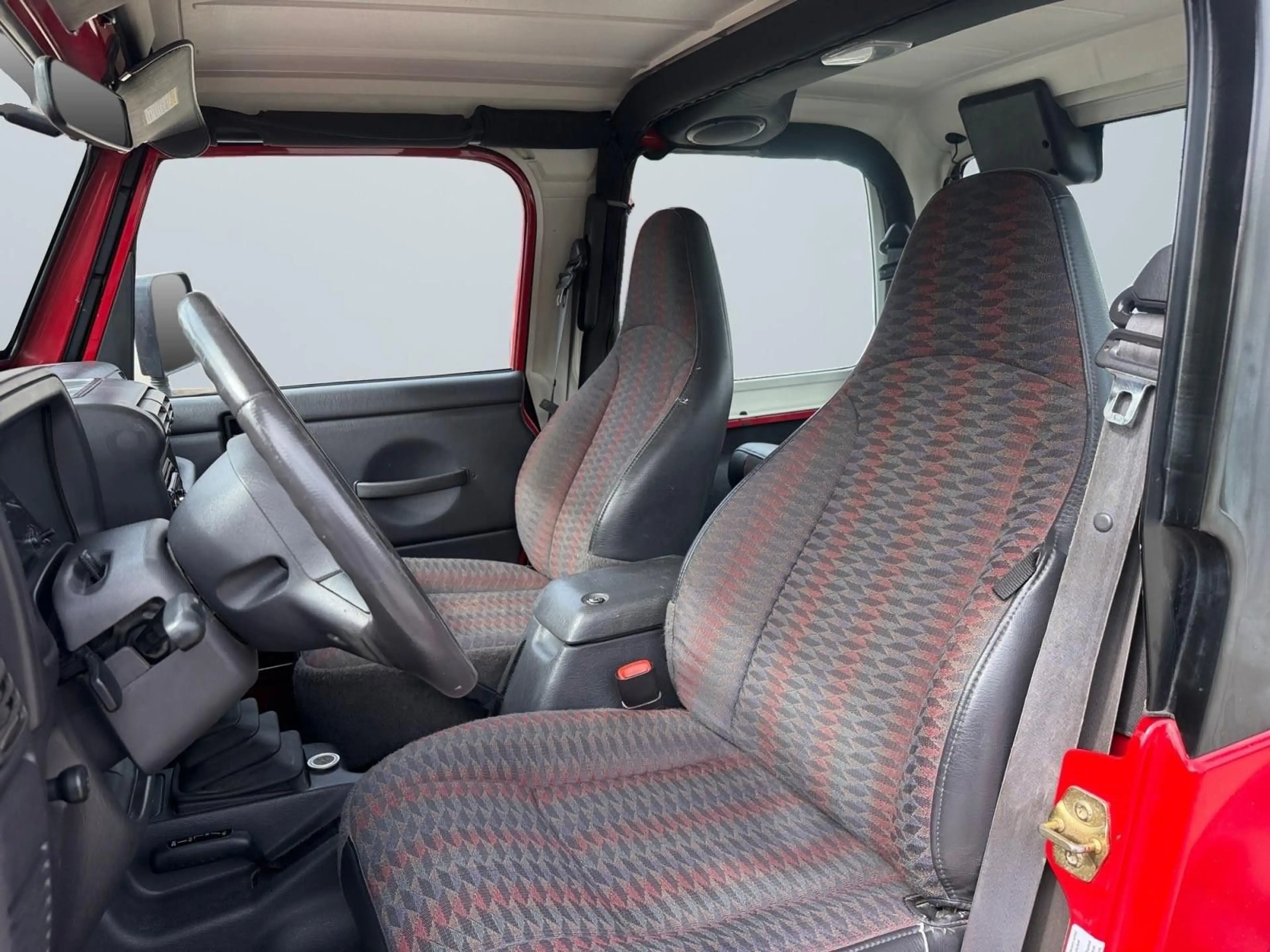 Jeep Wrangler 4.0 Sahara Sport/4X4/HU NEU/TOP/ — photo 13