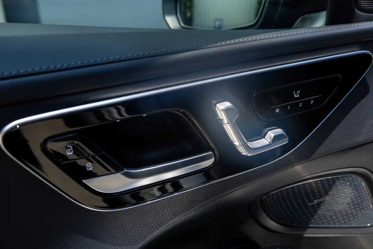 Mercedes-Benz C-Class AMG PACK Origineel Magno Mat/GEEN WRAP Full Options Pano Head-up Camera 360° Keramische Coating, миниатюра 18