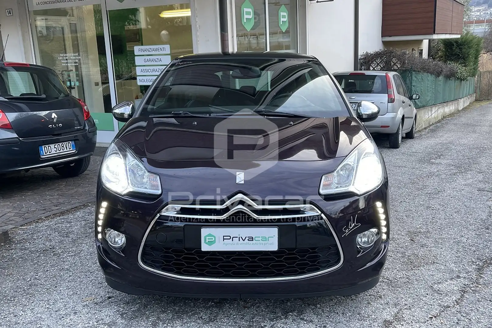 DS Automobiles DS 3 DS 3 1.2 VTi 82 Chic Paars - 2