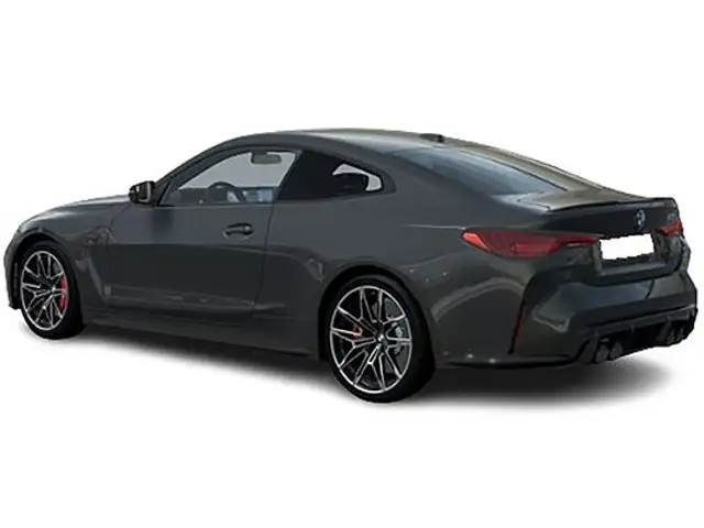 BMW M4 view 2