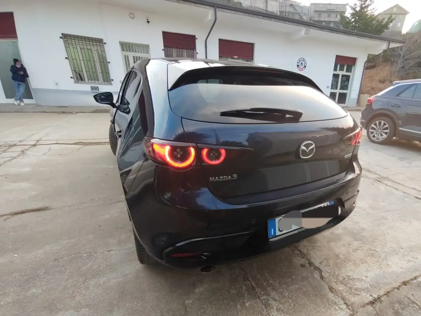 Mazda 3 5p 2.0 m-hybrid Executive 180cv Blu/Azzurro - 2