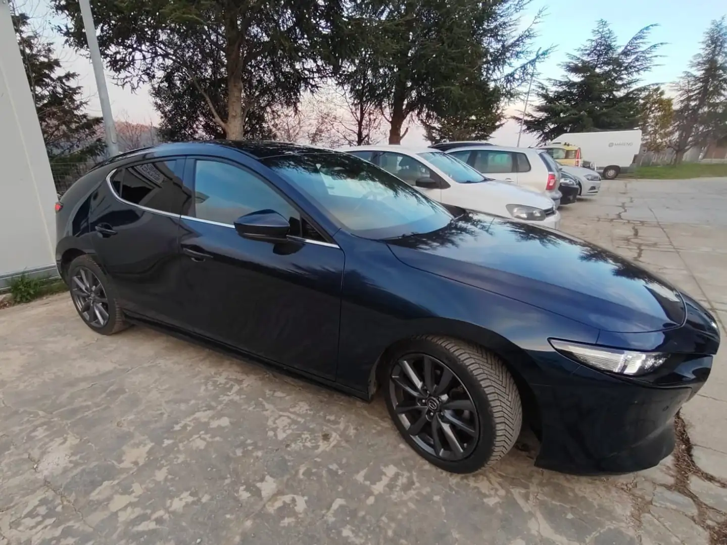 Mazda 3 5p 2.0 m-hybrid Executive 180cv Blu/Azzurro - 1