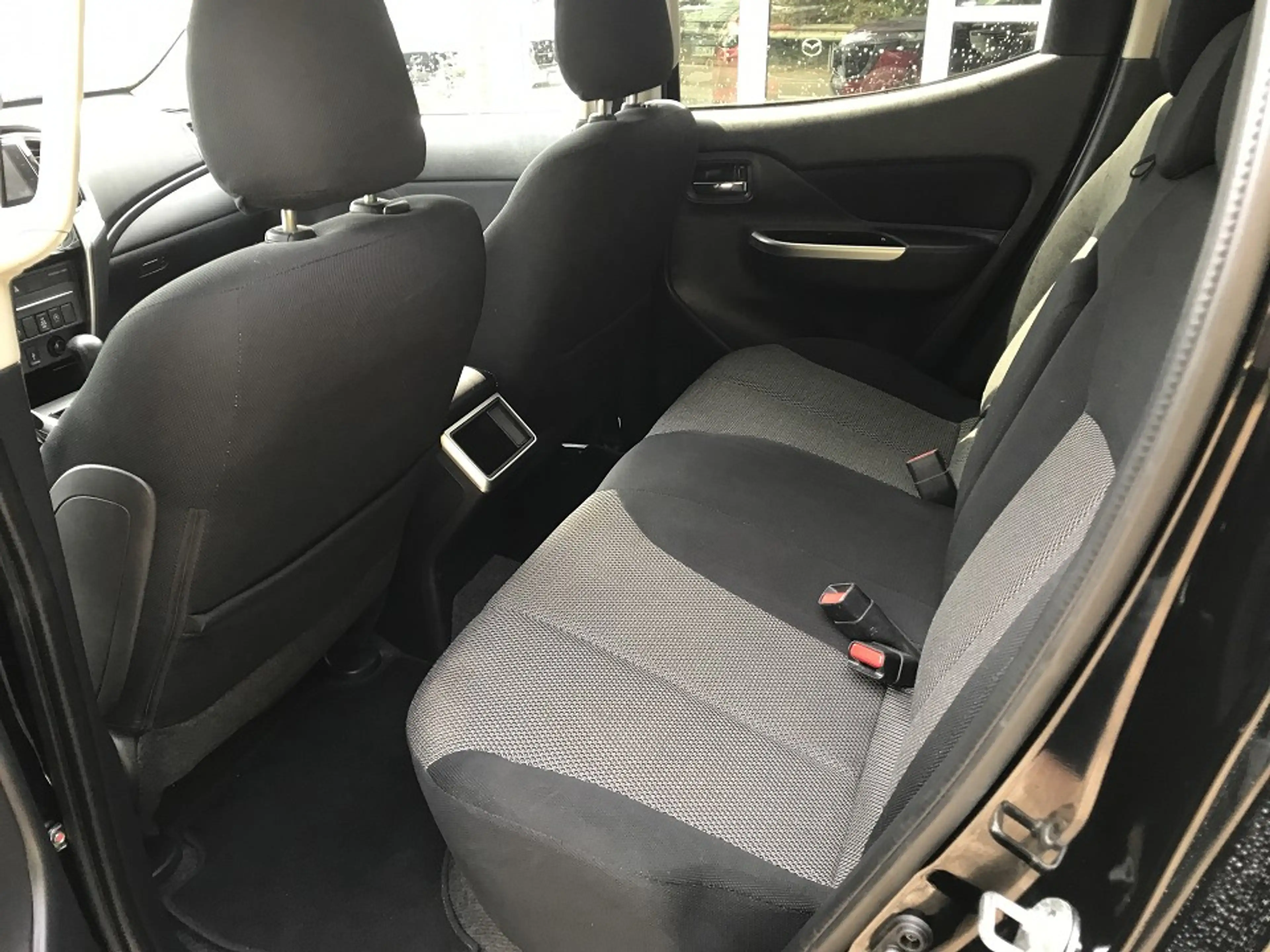 Mitsubishi L200 SELECT 2,2 DI-D DOCA AT Intouch DC Navi KAMERA — photo 11
