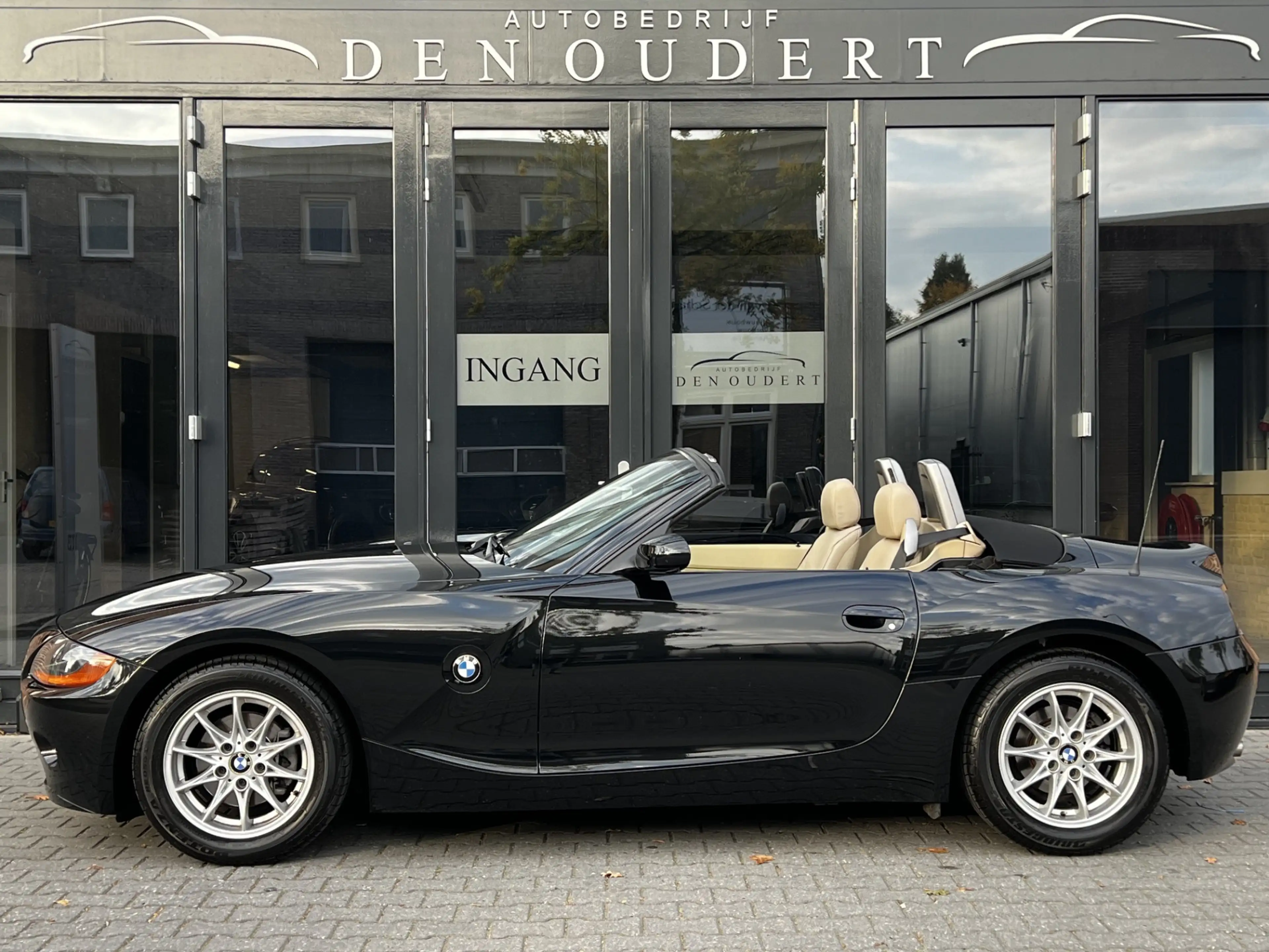 BMW Z4 Roadster 2.2i S AUT. ELEC. DAK / NAVI / LEER / NIE — photo 4