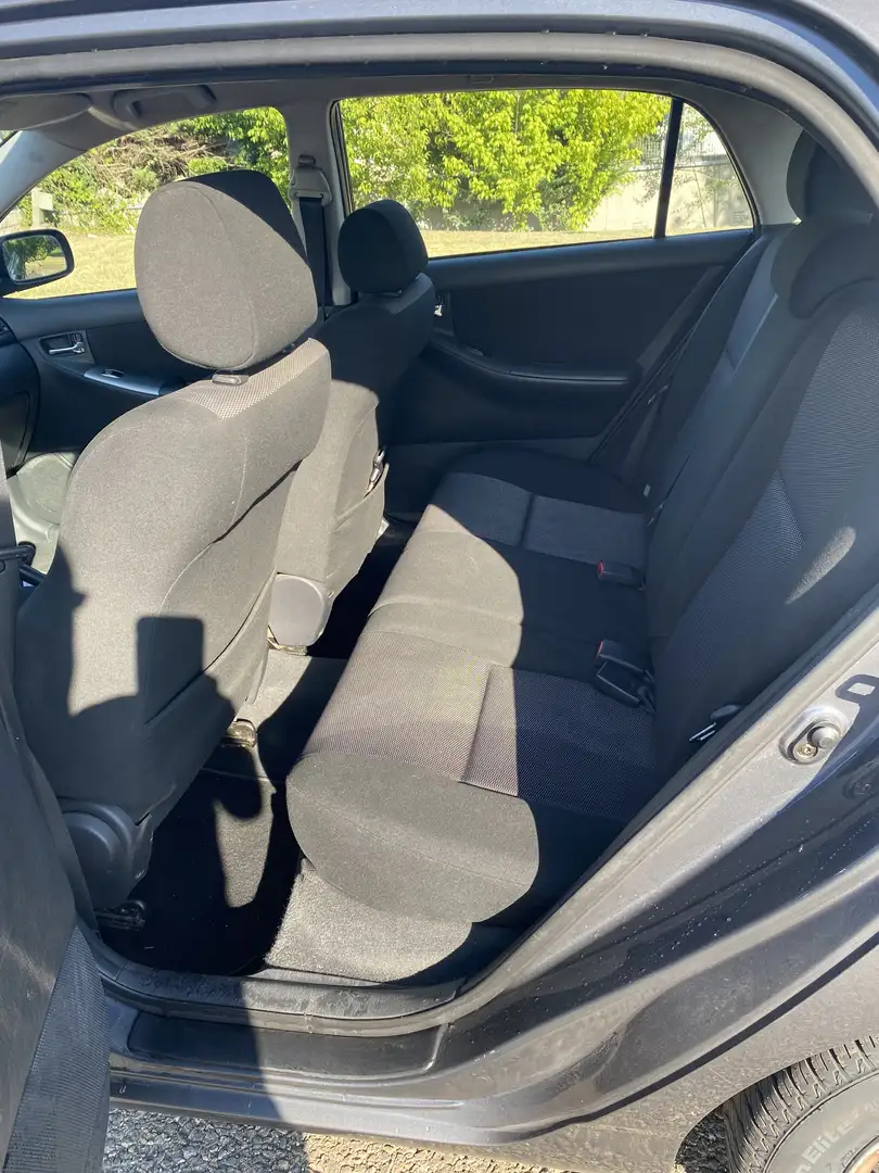 Toyota Corolla 5p 1.4 d-4d c/esp m-mt - 2