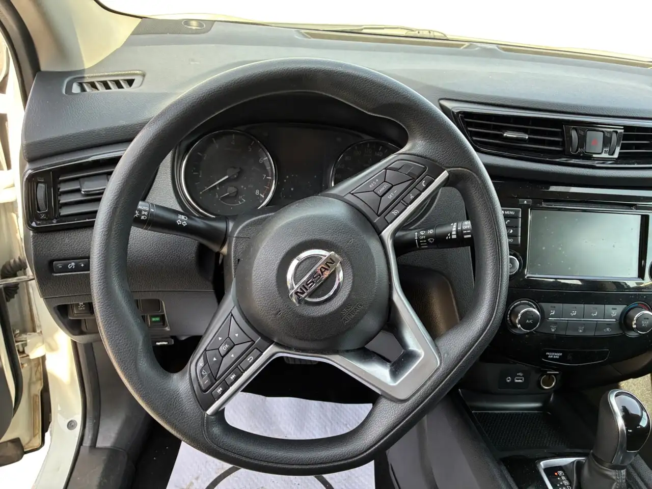 Nissan Qashqai снимка Nissan Qashqai