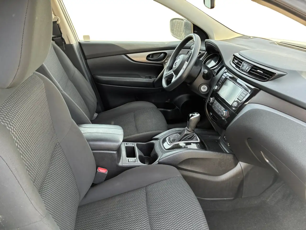 Nissan Qashqai снимка Nissan Qashqai
