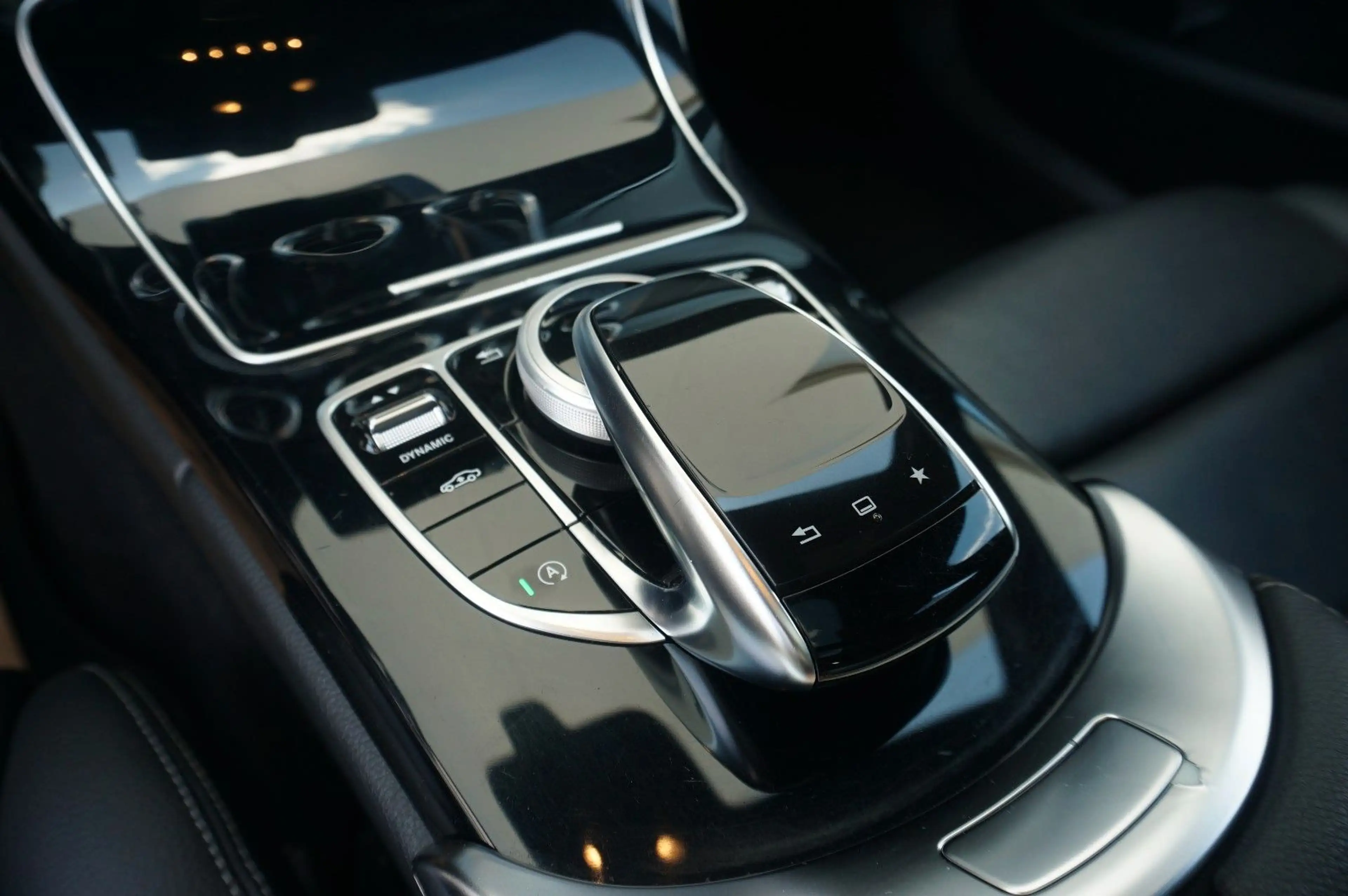 Mercedes-Benz C 400 T 4M *3x AMG *VOLLAUSSTATTUNG *2. HAND — photo 22