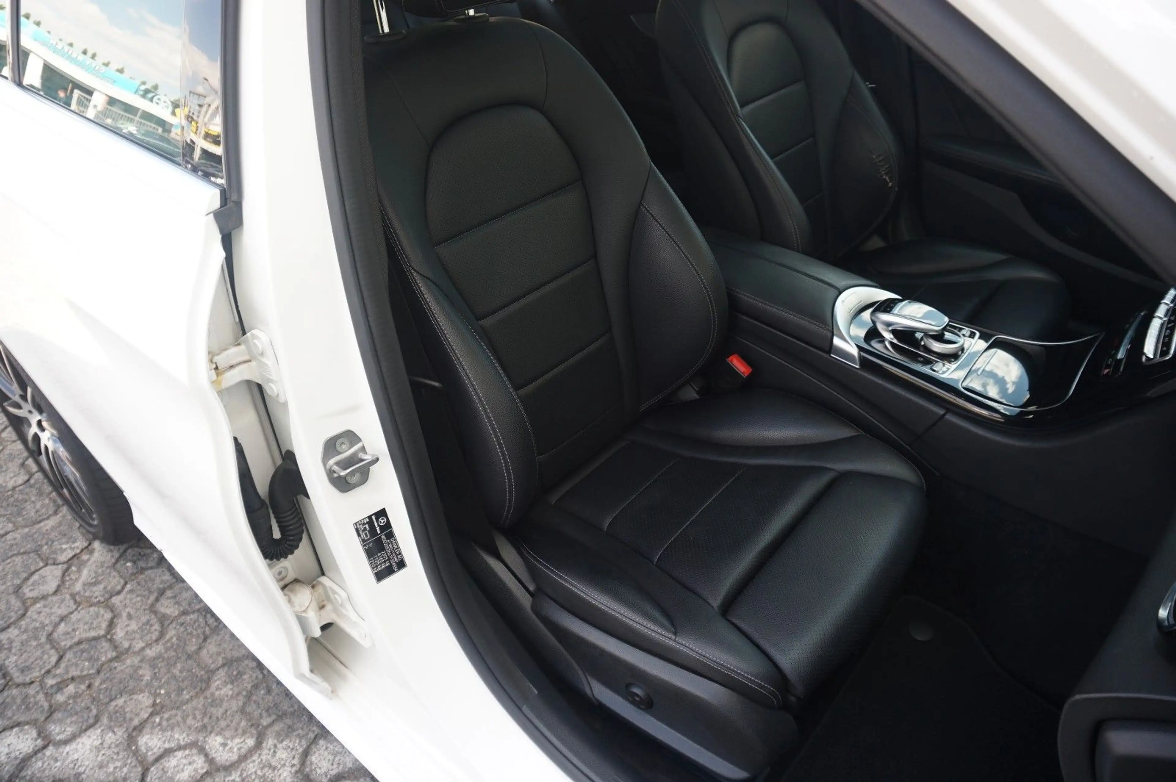 Mercedes-Benz C 400 T 4M *3x AMG *VOLLAUSSTATTUNG *2. HAND — photo 24