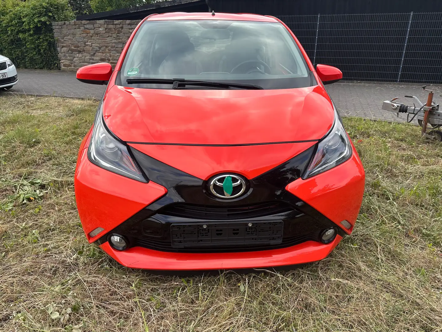 Toyota Aygo x-play touch Orange - 2