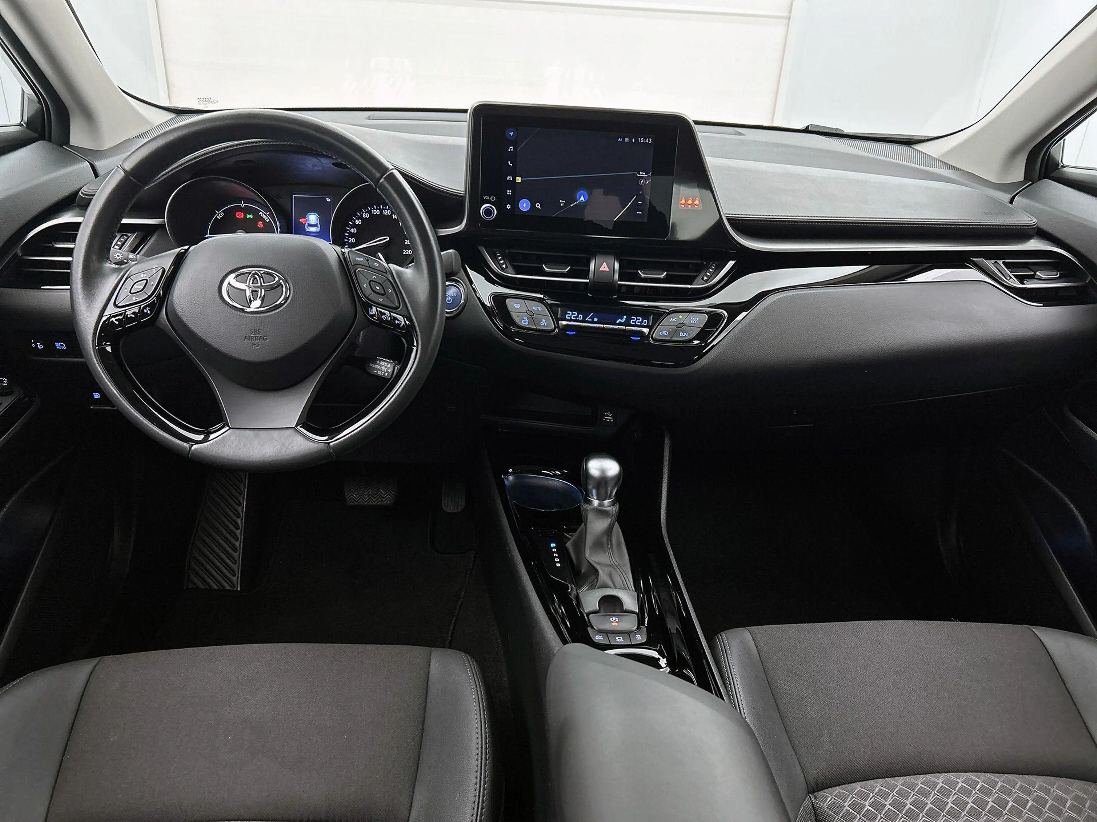 Toyota C-HR 1.8 Hybrid Dynamic — photo 5