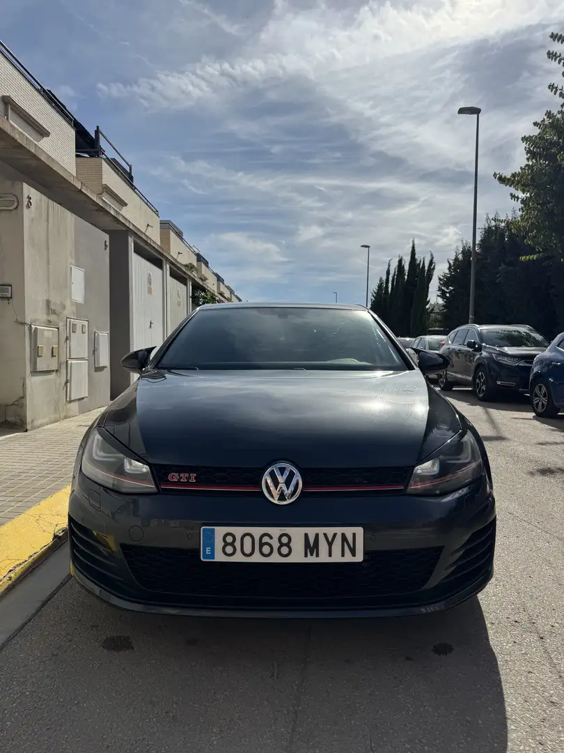 Volkswagen Golf GTI 2.0 TSI 220 - 2