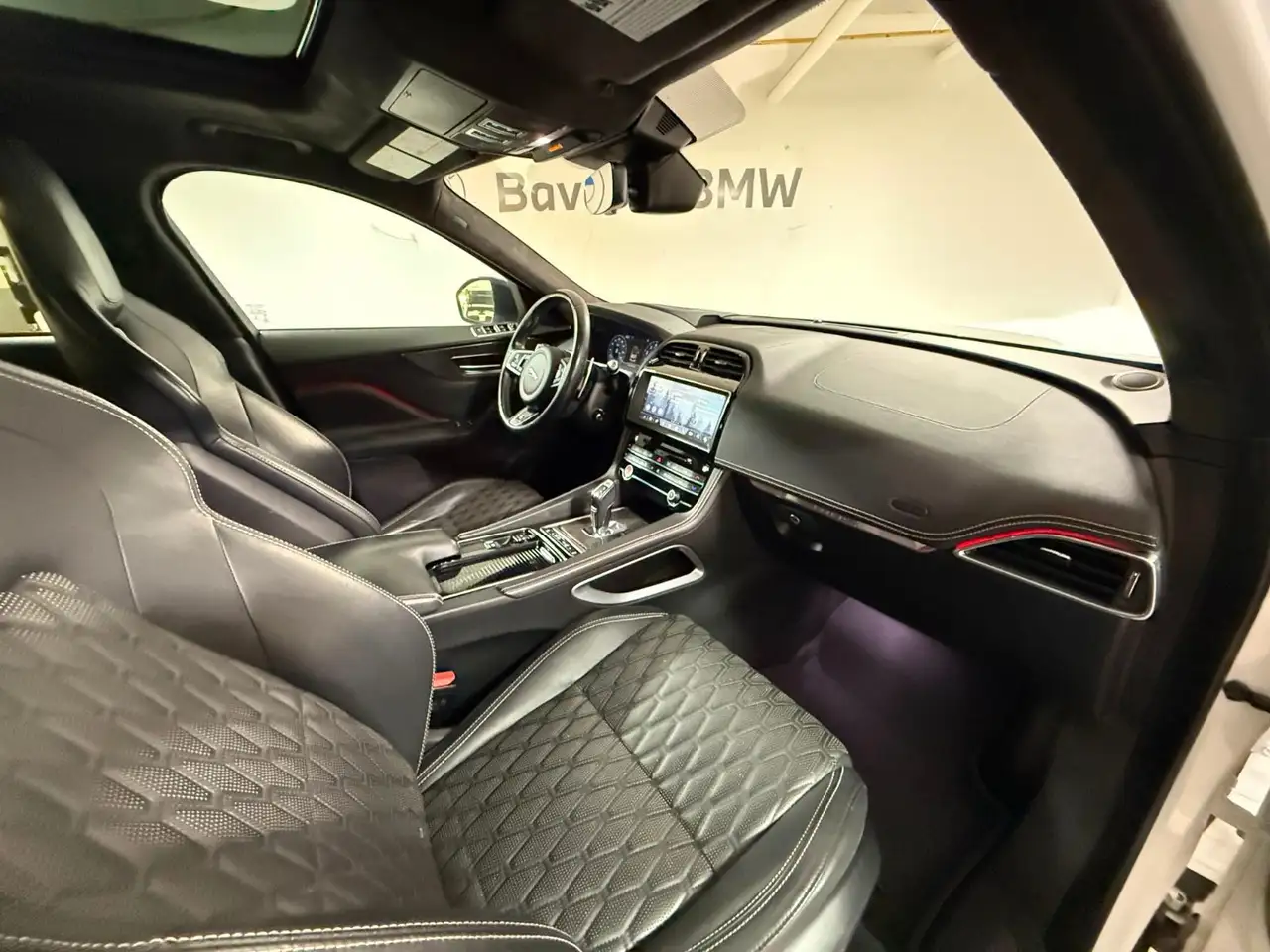 Jaguar F-Pace снимка Jaguar F-Pace