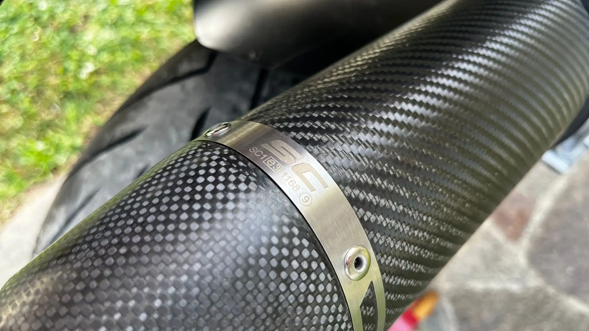 Ducati Monster 696 plus depotenzata a2 Bianco - 2