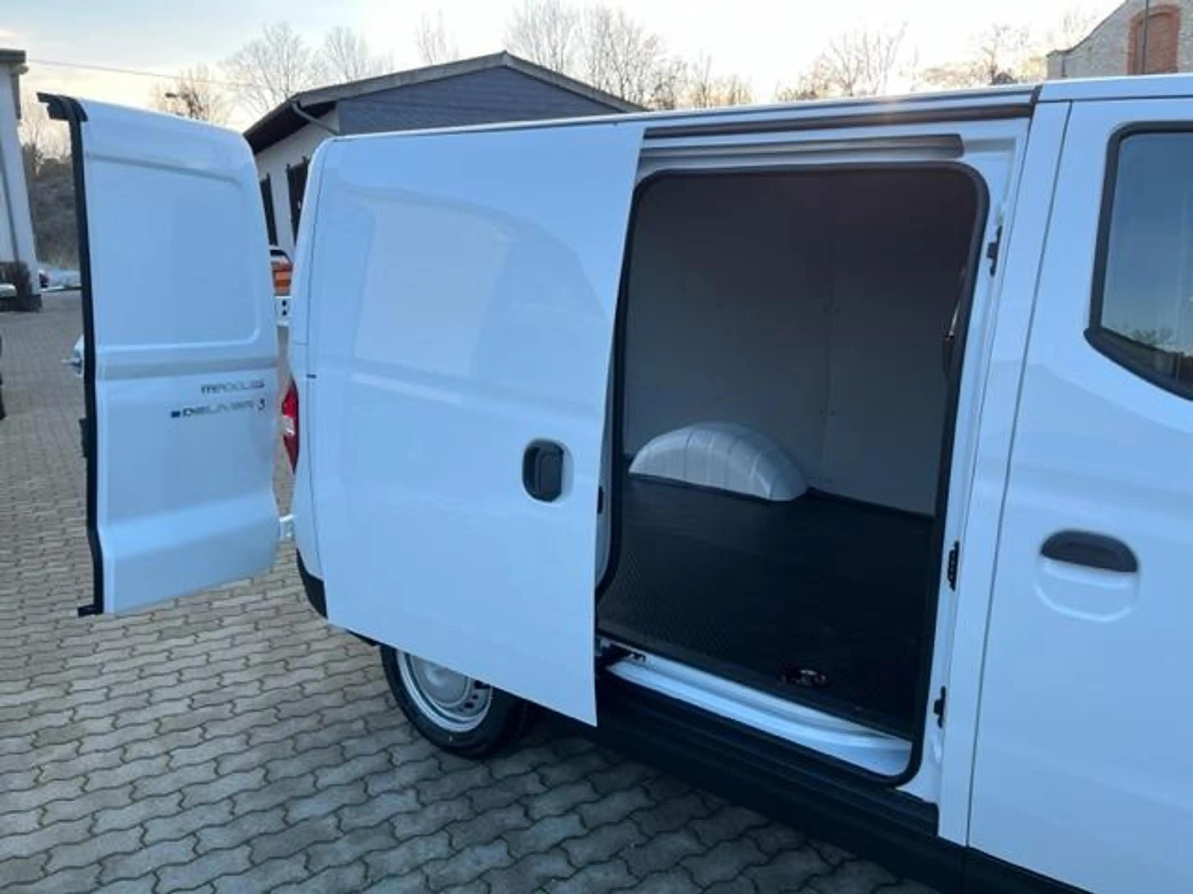 Maxus eDeliver 3 L1 50KWH+SOFORT — photo 11