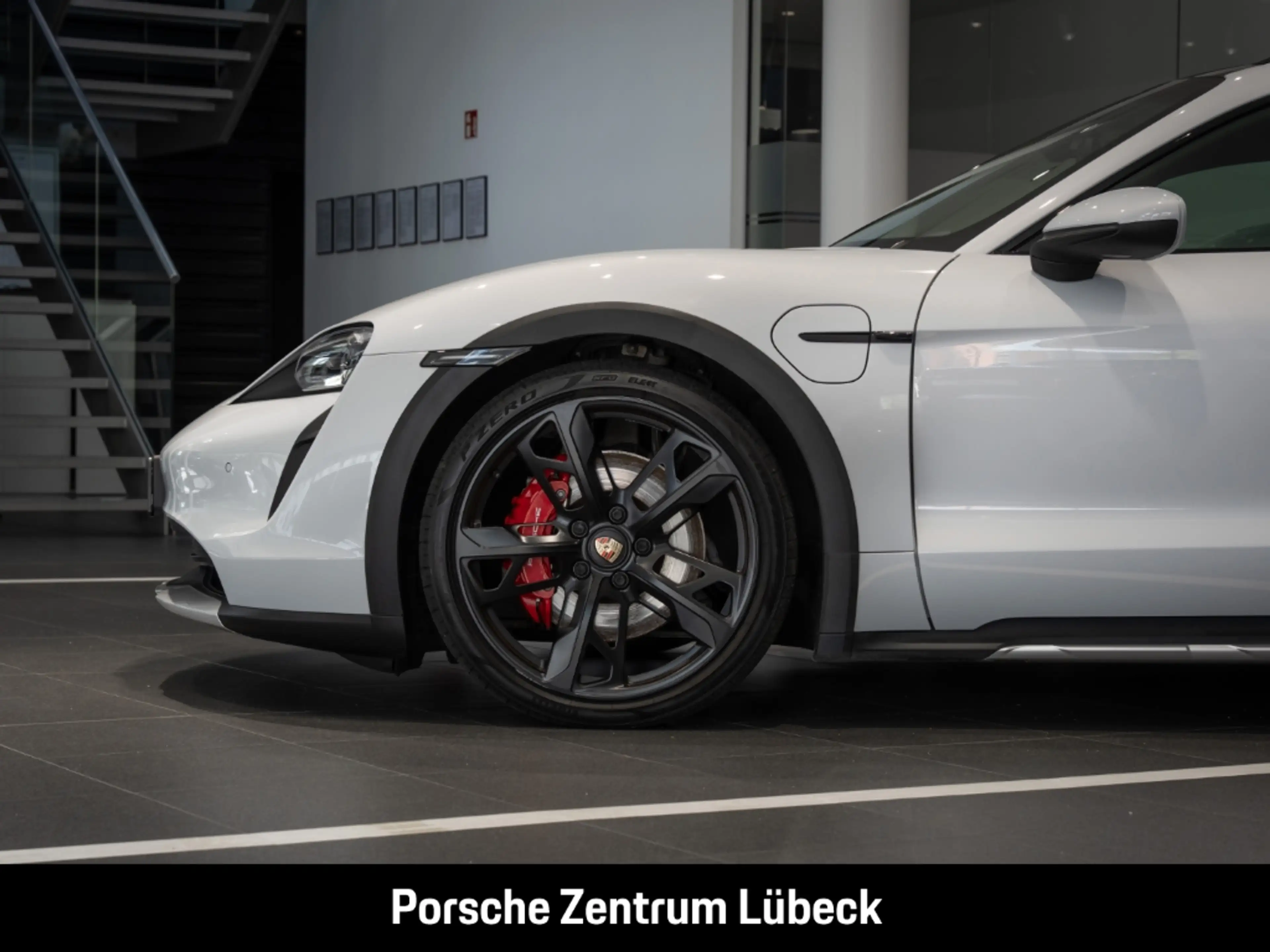 Porsche Taycan 4S Cross Turismo LED-Matrix Luftfederung — photo 10