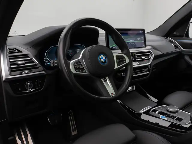 BMW X3 view 20