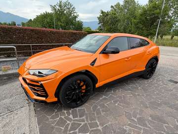 Urus4.0 V8 auto