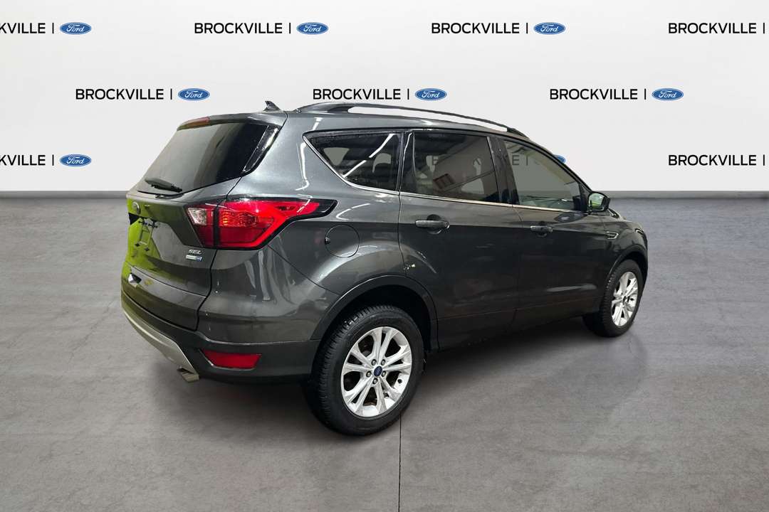 2019 Ford Escape SEL 4WD  | Power Liftgate Park Assist Heated Seats — снимка 1