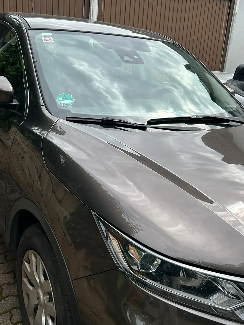 Nissan Qashqai Qashqai 1.3 DIG-T VISIA Braun - 1
