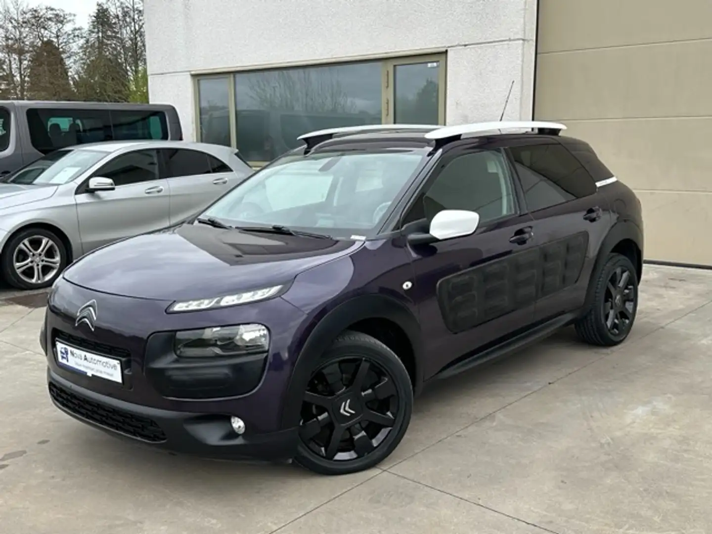 Citroen C4 Cactus C4 Cactus 1.2 PureTech Shine Rip Curl Edition Burdeos - 1