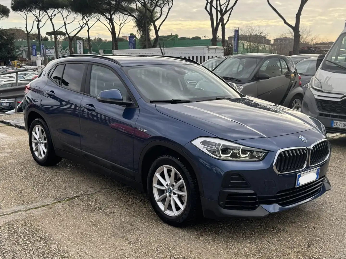 BMW X2 XDrive 25E Business 1.5cc 125cv Hybrid NAVIGATORE Blau - 2