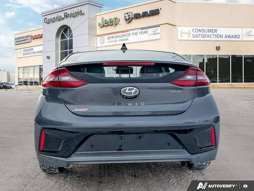2018 Hyundai IONIQ Limited | Heated Seats | Sunroof — снимка 1