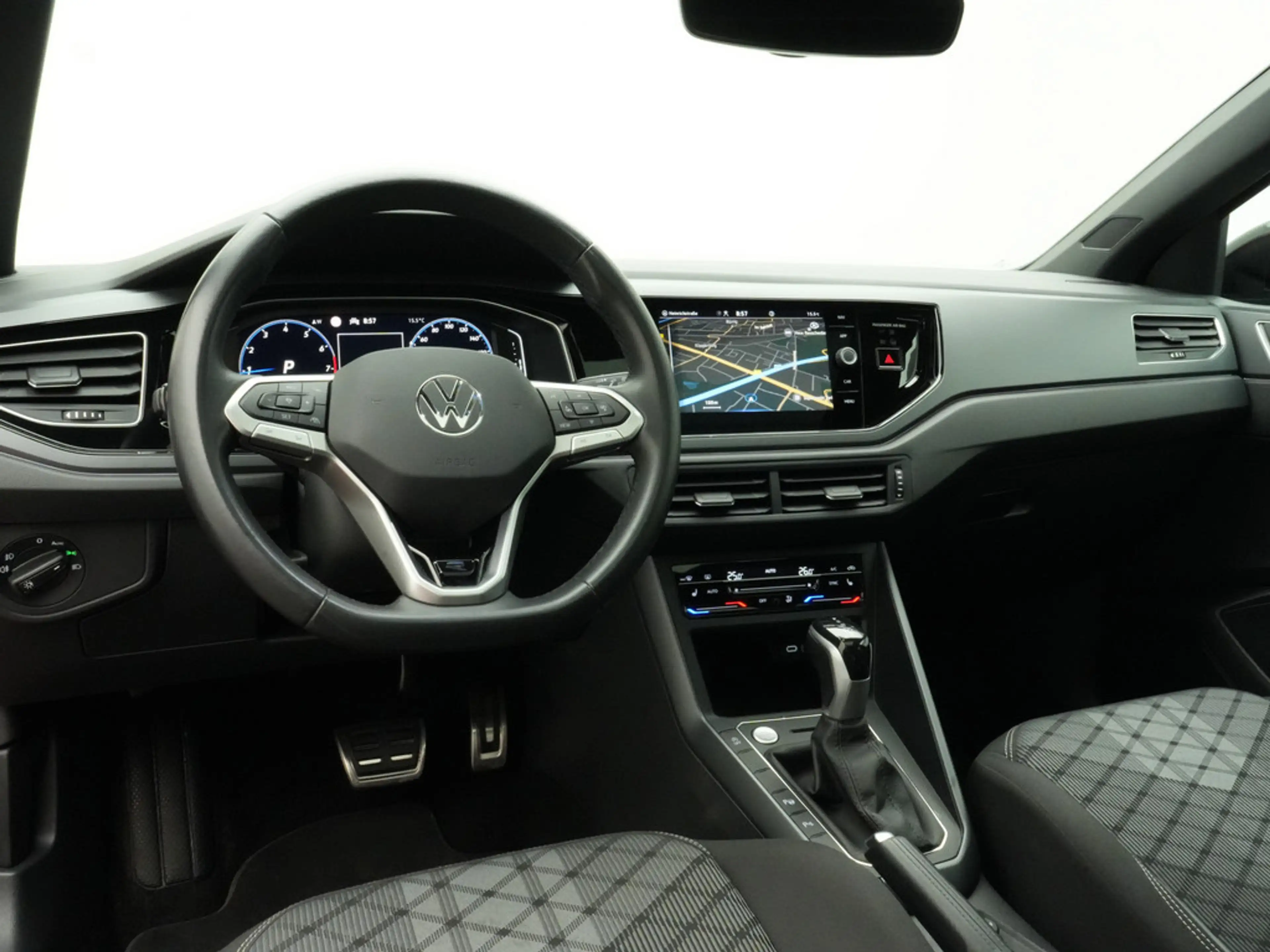 Volkswagen Taigo R-Line MATRIX PANO AHK KAM KEYLESS ACC PDC — photo 7