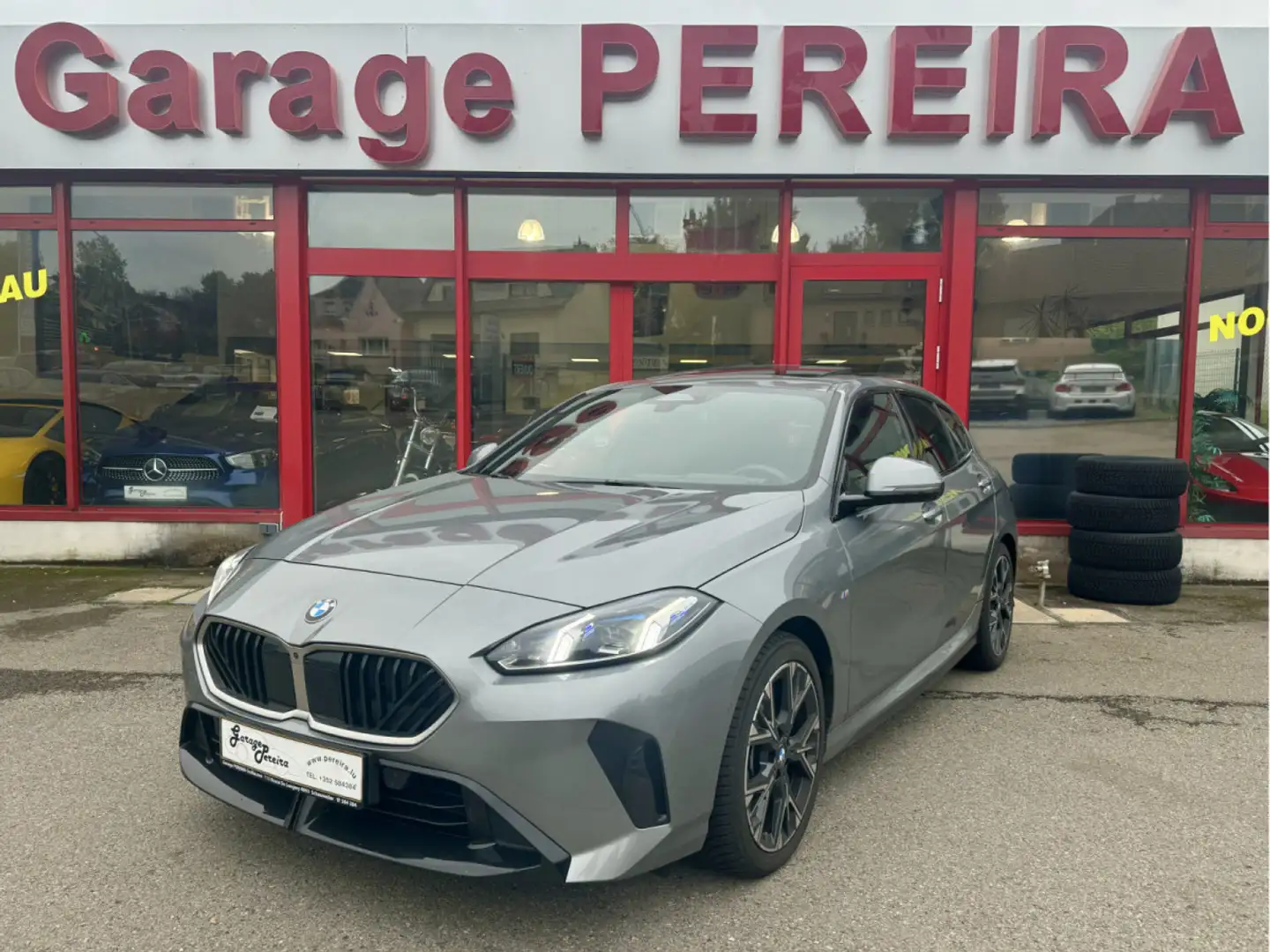 BMW 118 D NEW MODEL M SPORT PAKET HEAD UP AHK PANO CUIR NA Gris - 2