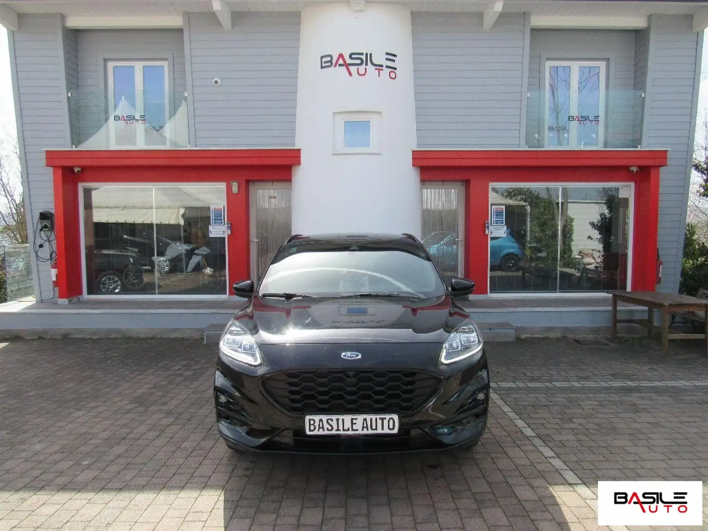 Ford Kuga 1.5 EcoBl. 120CV aut. 2WD ST-Line X Nero - 1