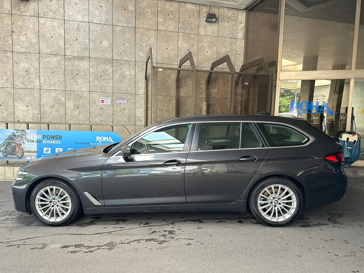 BMW 520 520d 48 V Touring Aut. Grey - 2