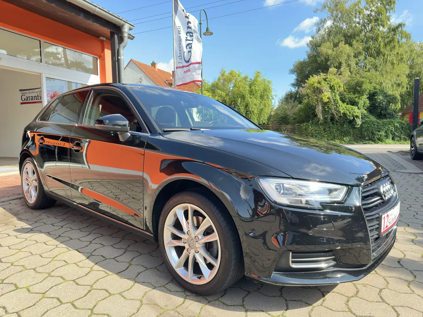 Audi A3 design Schwarz - 1