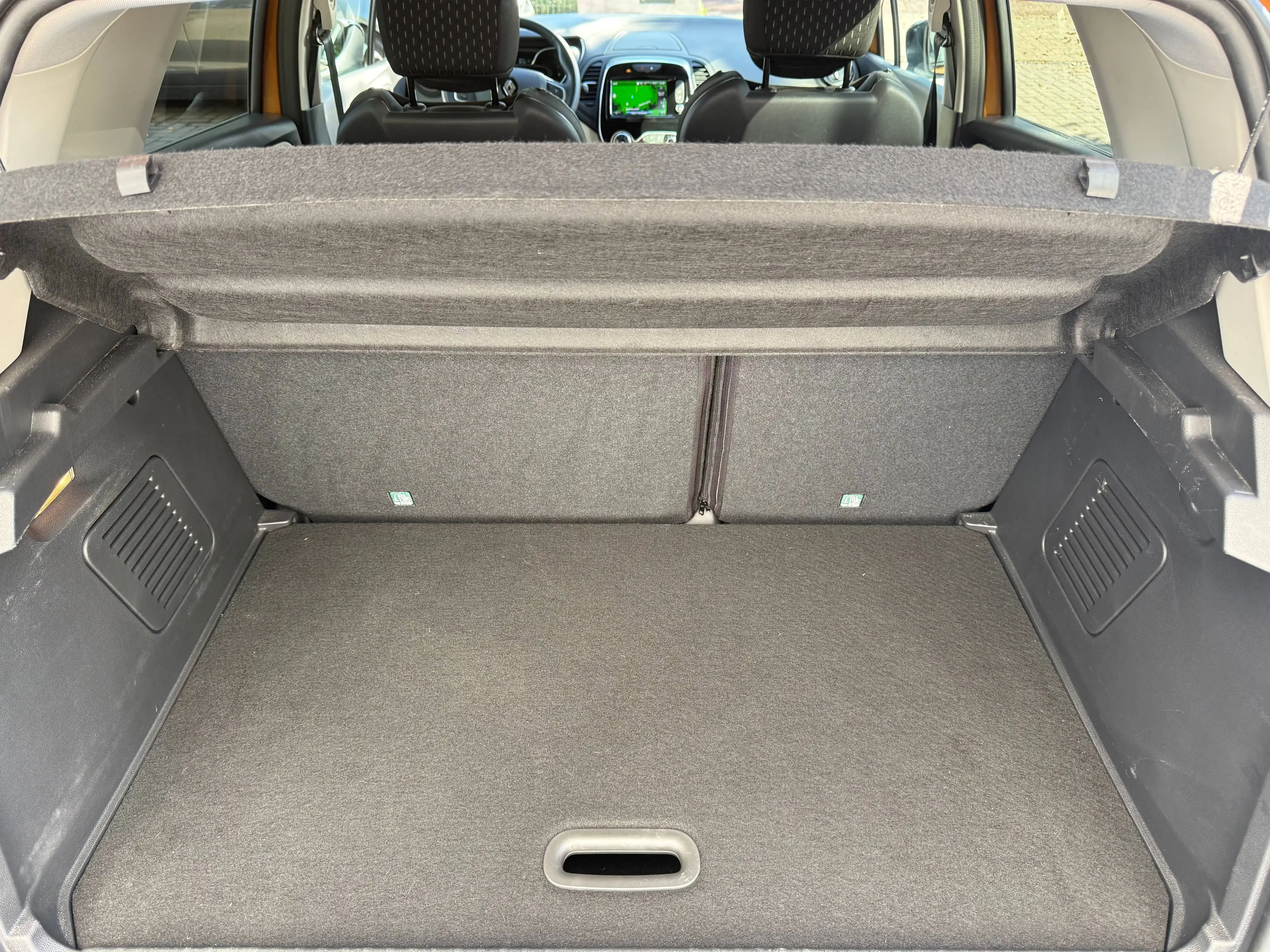 Renault Captur Captur 1.33 TCe Intens EDC GPF (EU6c) — photo 11