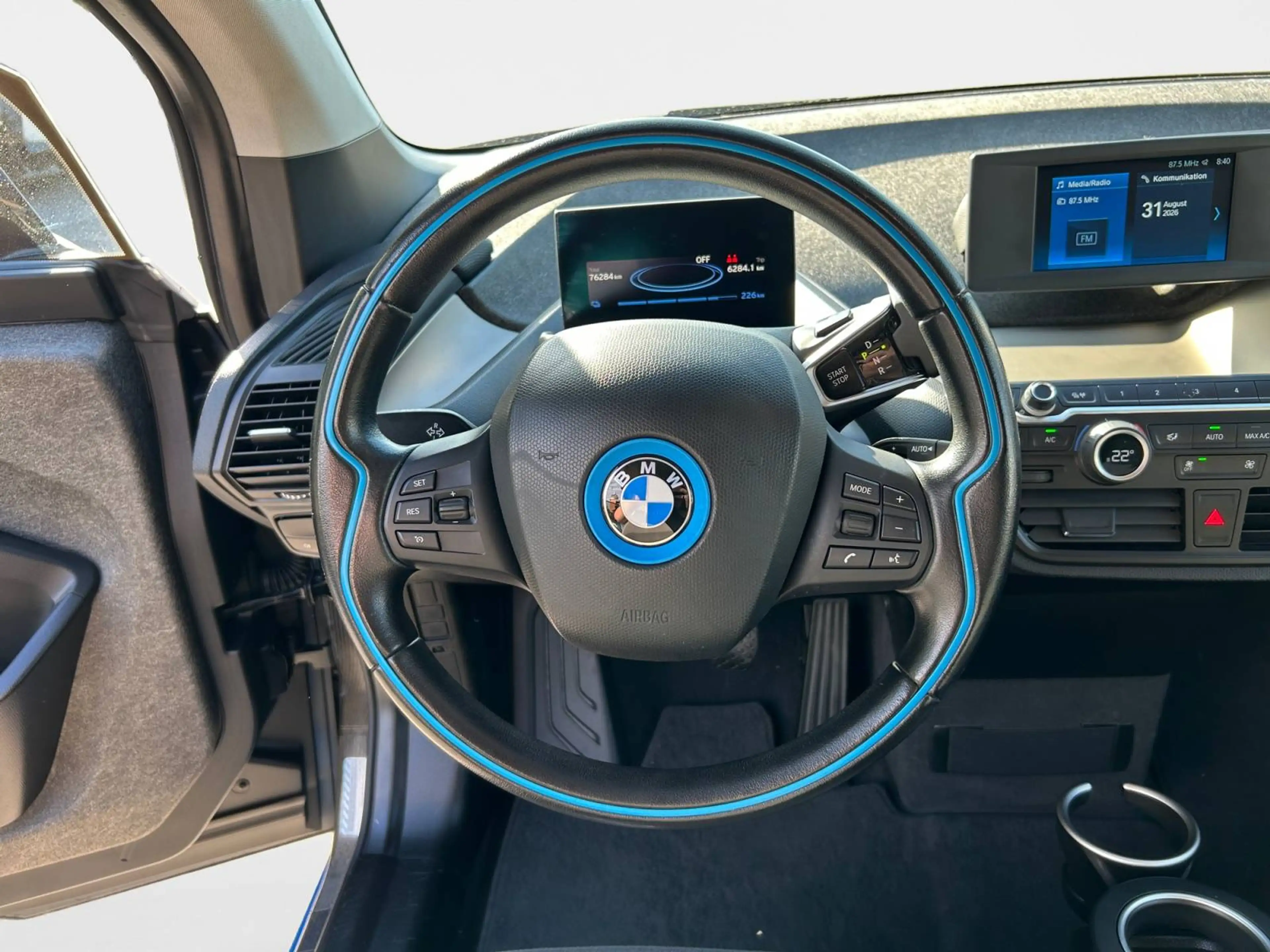 BMW i3 Basis — photo 13