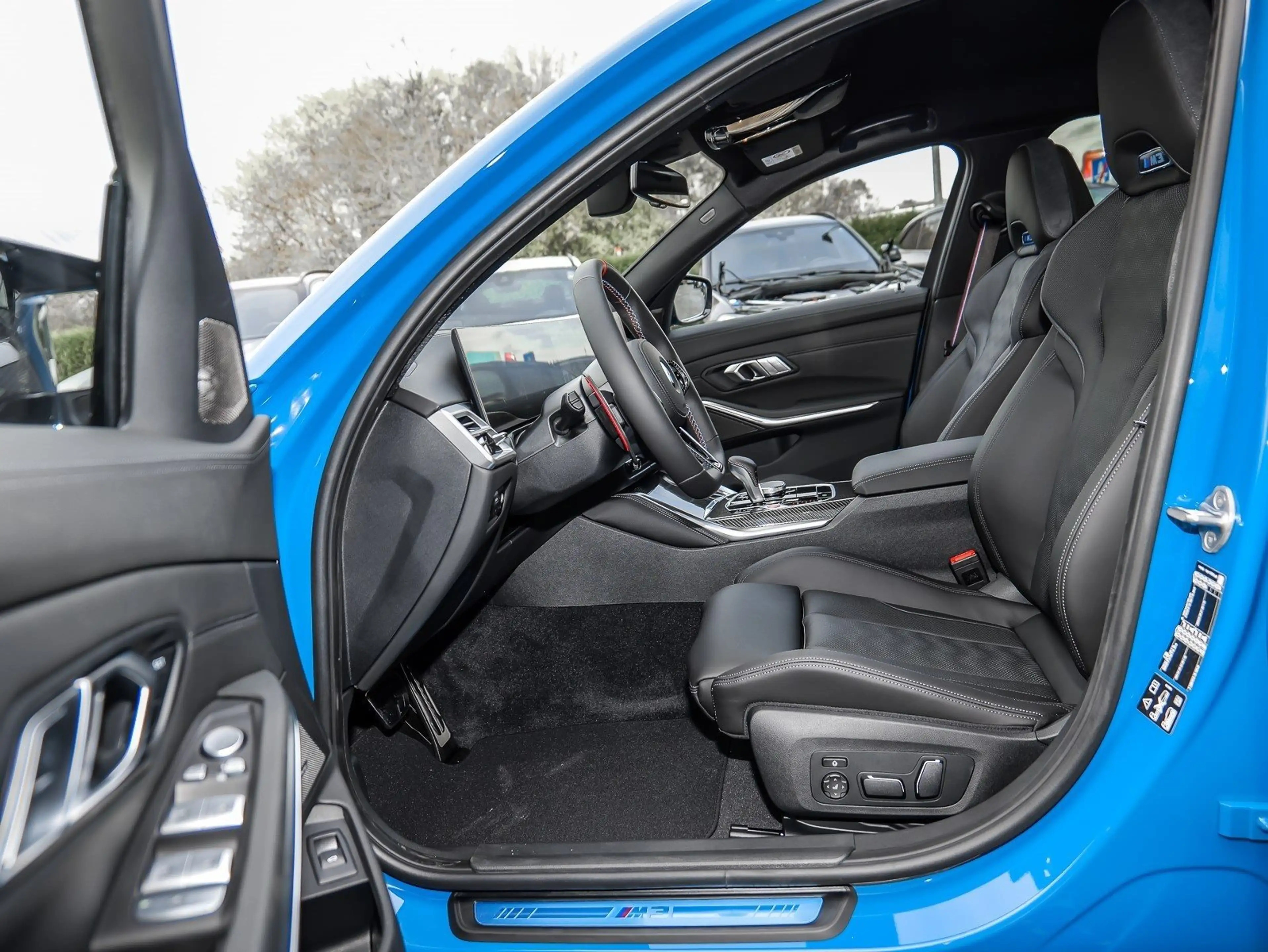 BMW M3 Competition xDrive LAGUNA SECA M Drivers Package — photo 10