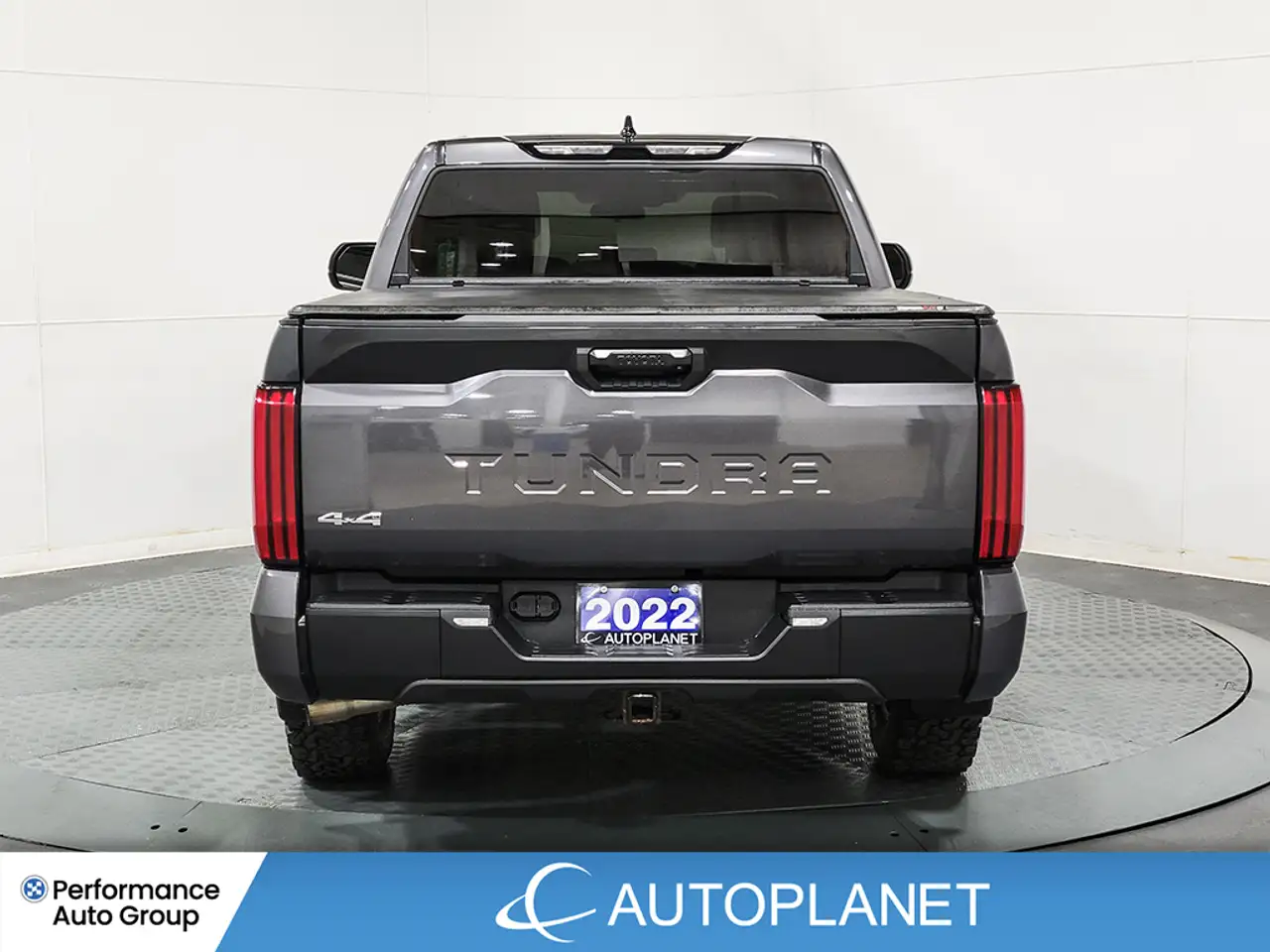 Toyota Tundra снимка Toyota Tundra