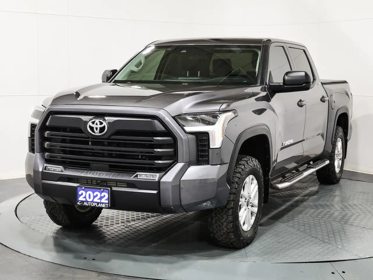 Toyota Tundra снимка Toyota Tundra