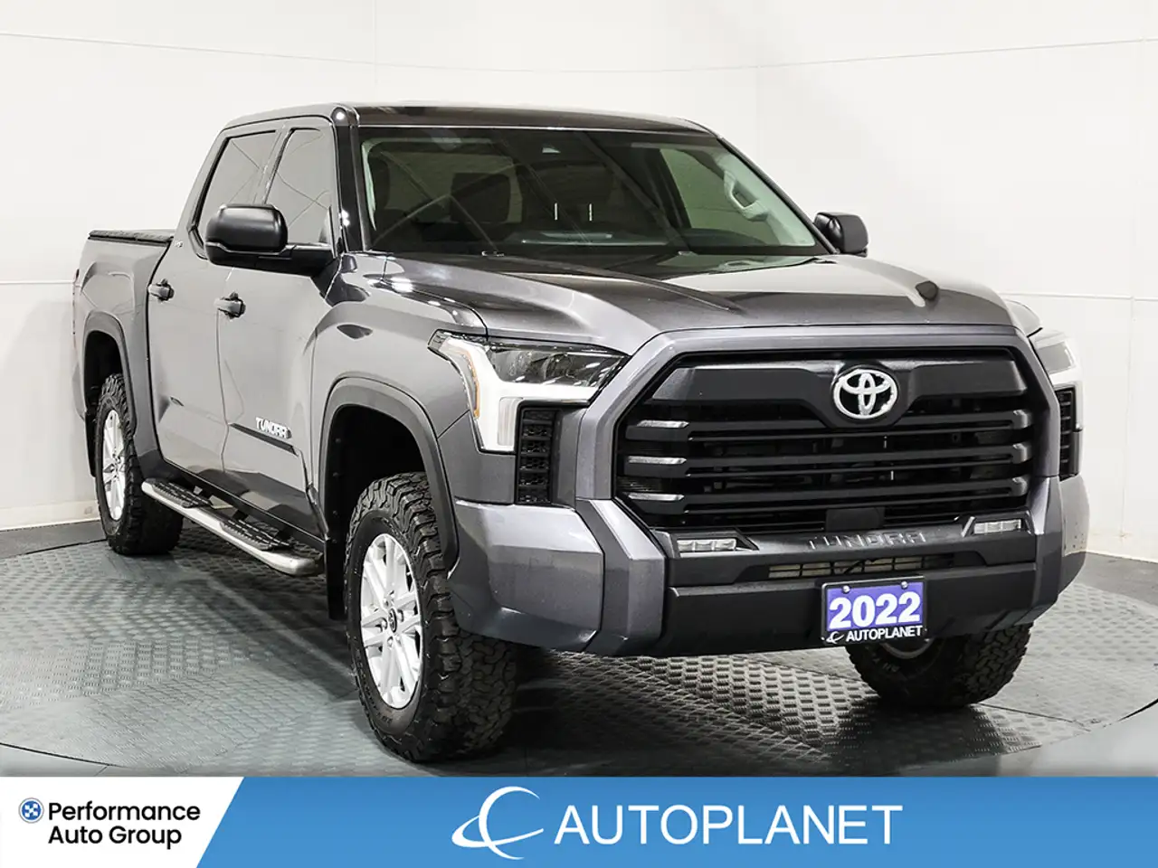 Toyota Tundra снимка Toyota Tundra