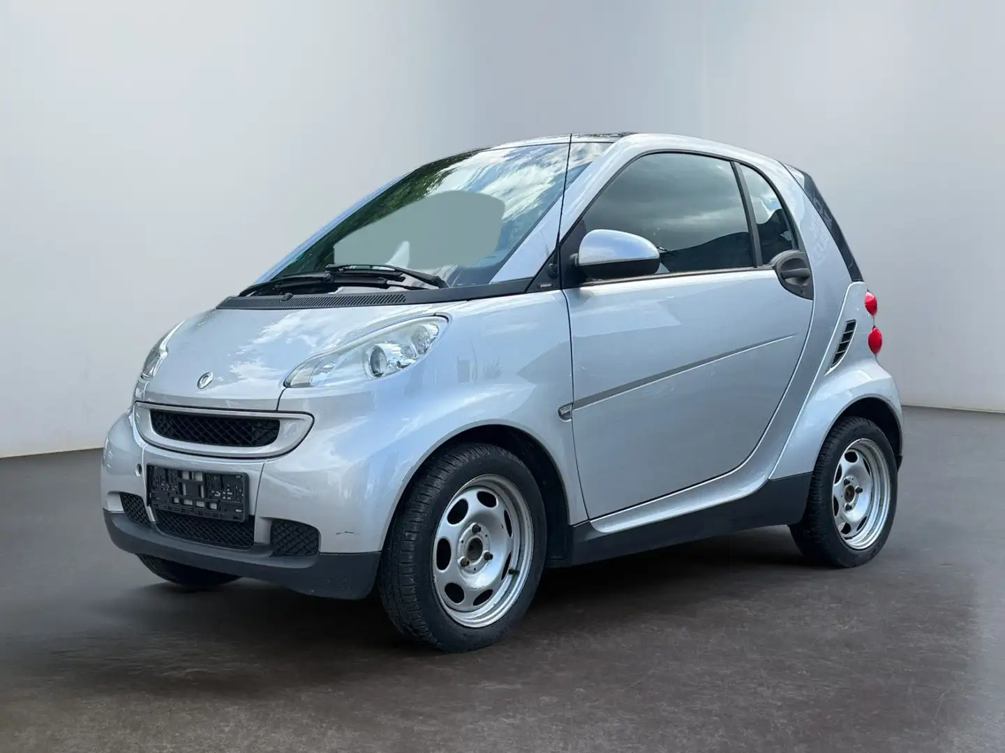 smart forTwo fortwo coupe Basis 62kW Argent - 1