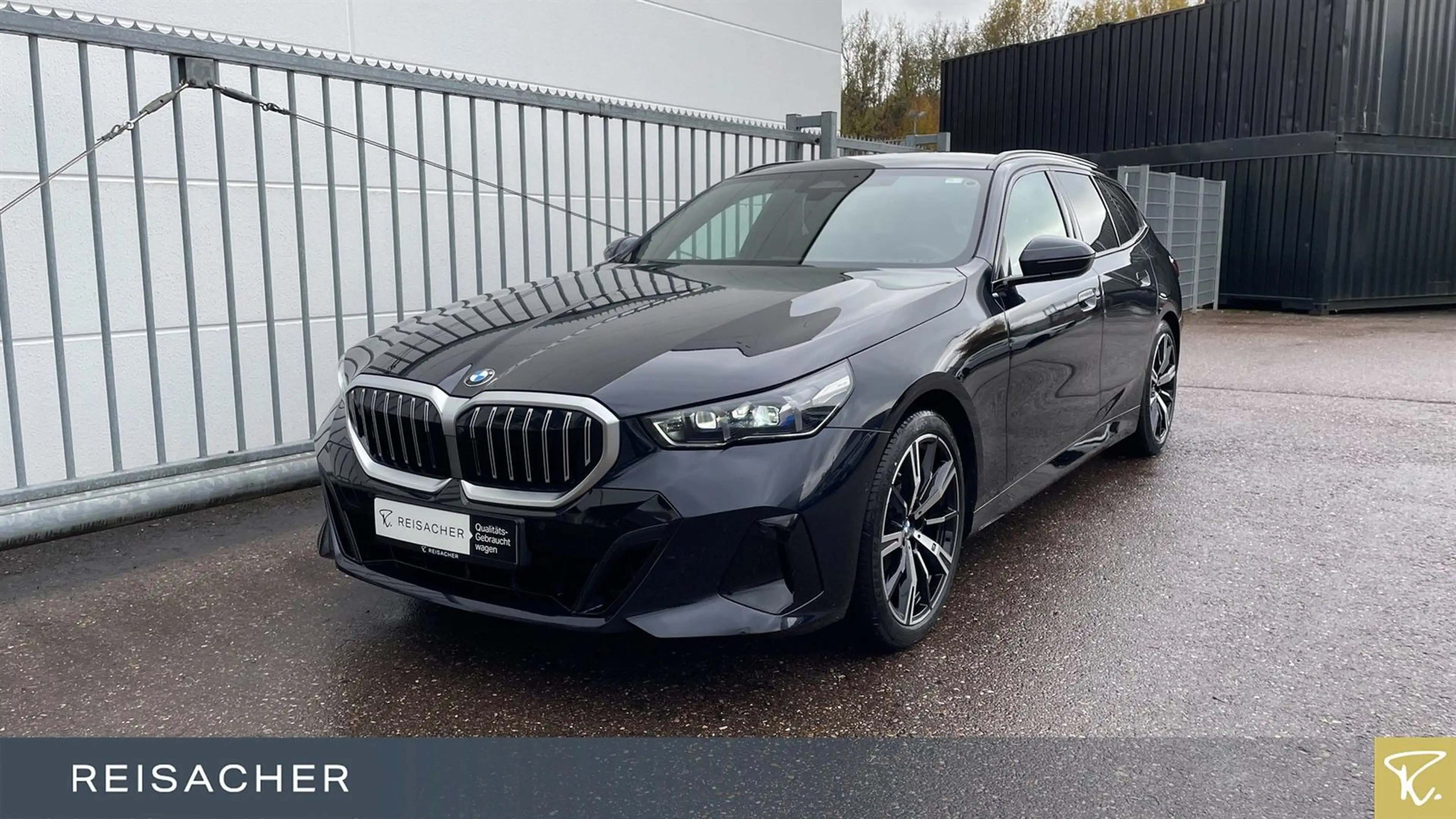 BMW 520 i A Tou M-Sport,M-Sport,Pano,Pano,AHK,AHK,DA+