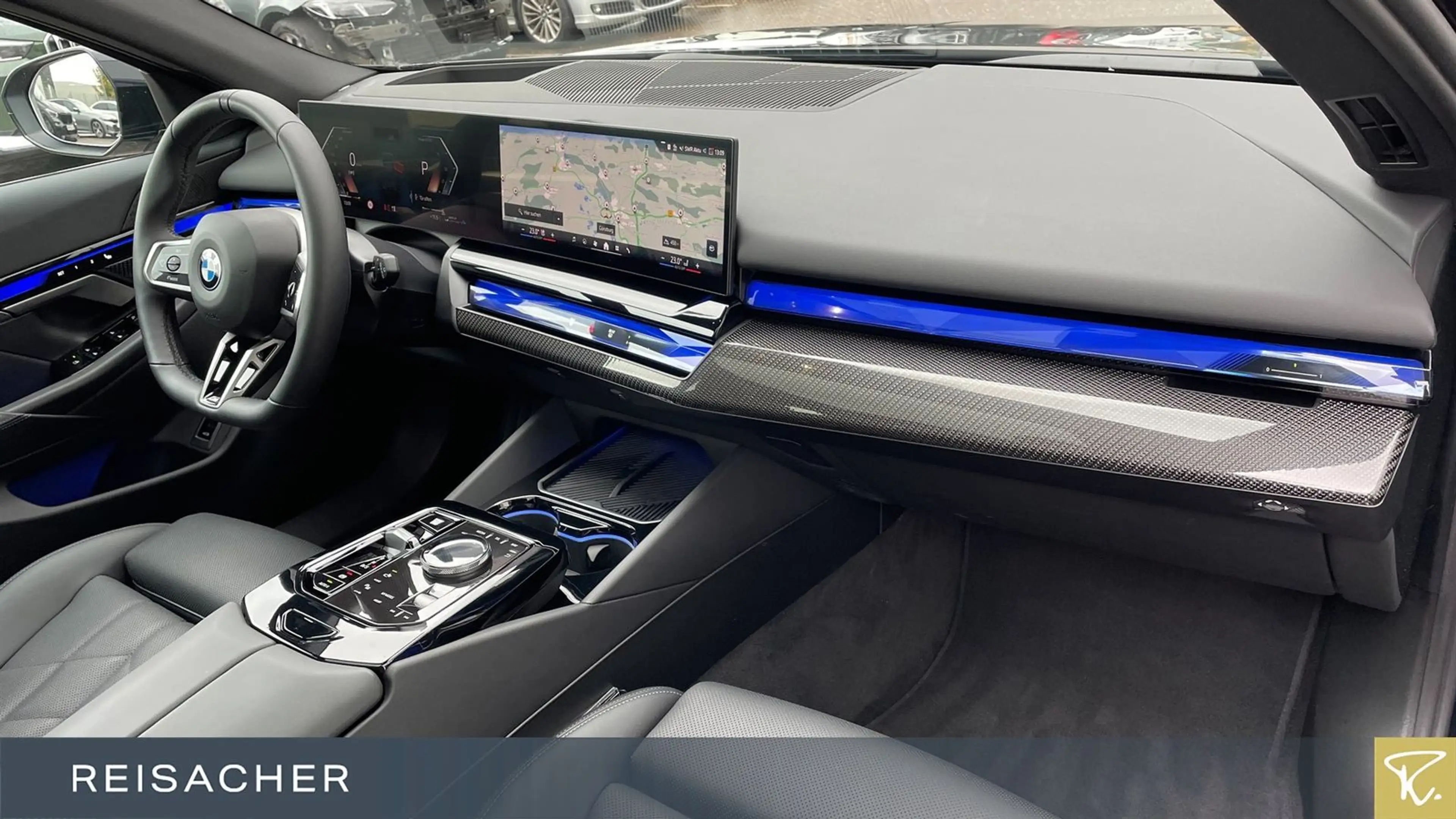 BMW 520 i A Tou M-Sport,M-Sport,Pano,Pano,AHK,AHK,DA+ — photo 14