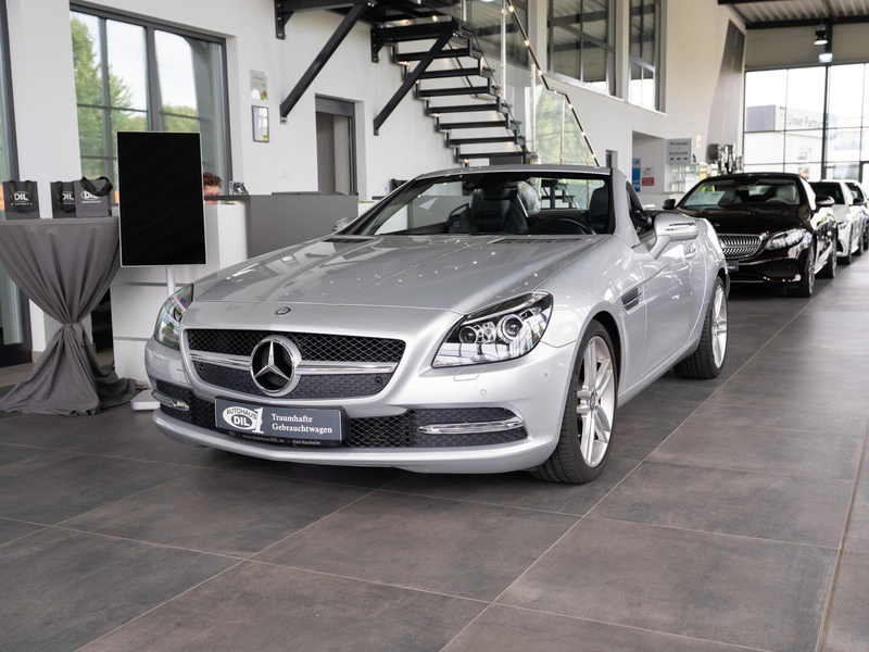 Mercedes-Benz SLK 200 *2.HAND*LEDER*AIRSCARF*PDC* — photo 4