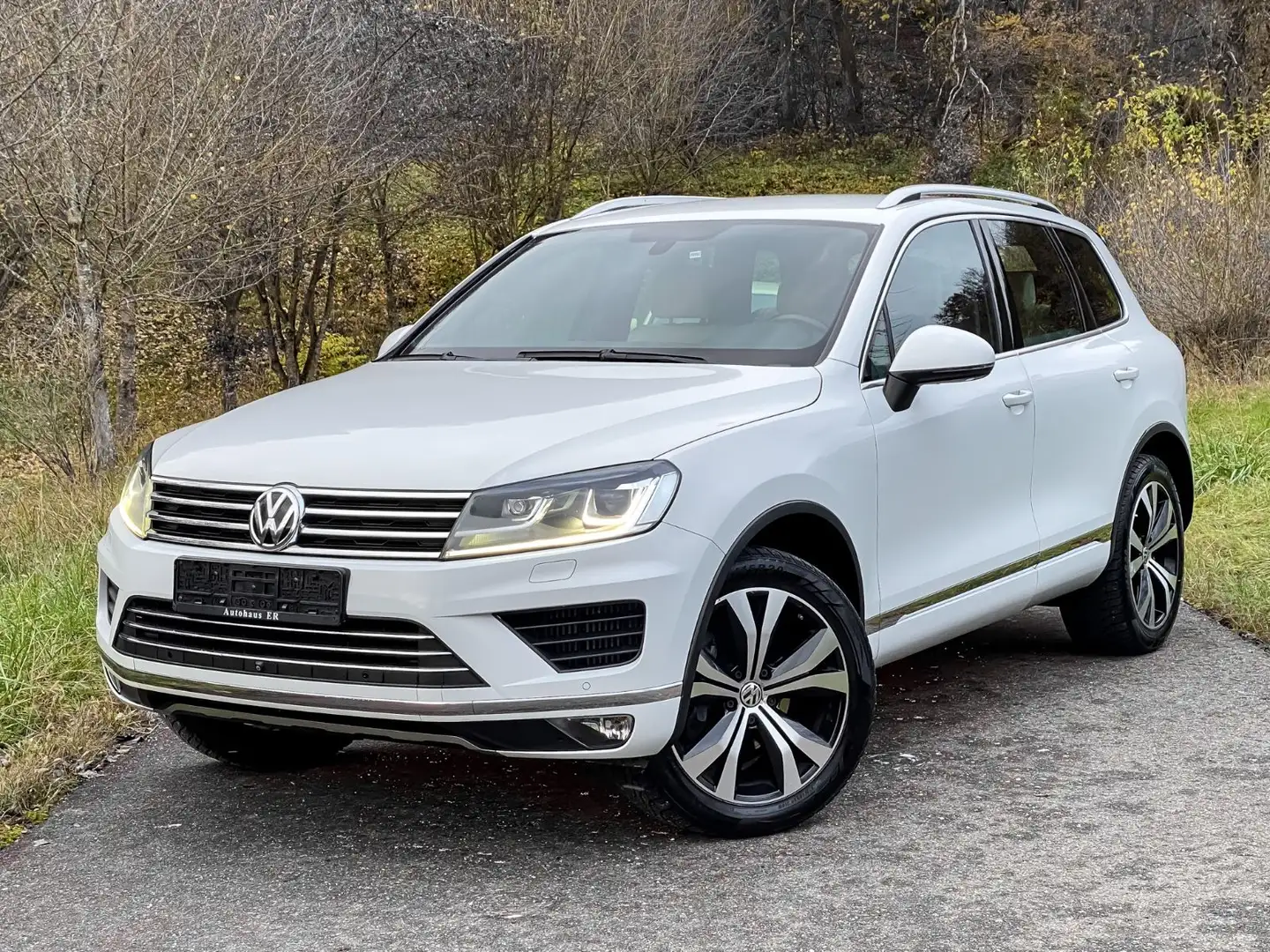 Volkswagen Touareg 4M|Bi-XEN|AHK|360 CAM|LENK HZ|MEM|KEY|++ Weiß - 1