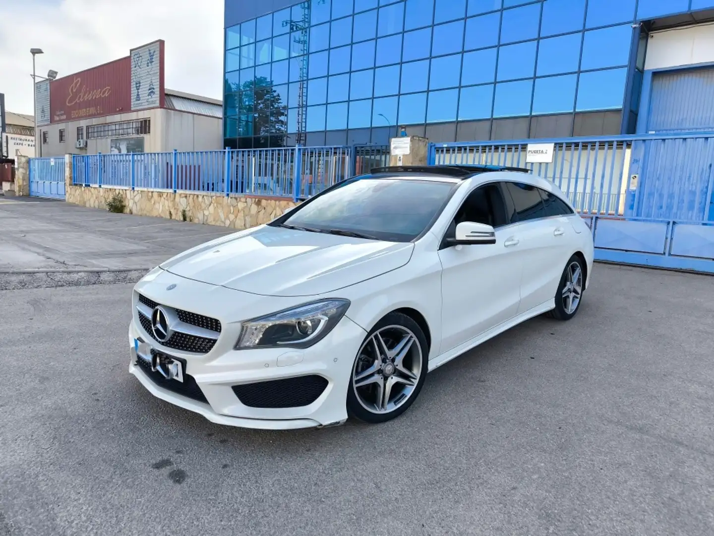 Mercedes-Benz CLA 220 220CDI AMG Line 4M 7G-DCT Blanco - 1