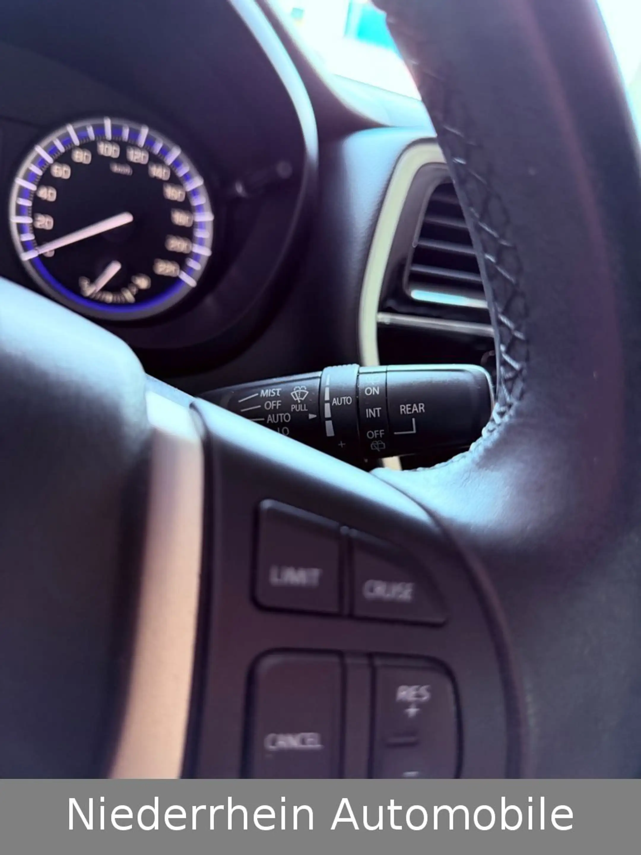 Suzuki SX4 S-Cross Comfort Klima+SH+PDC+Service Neu — photo 13