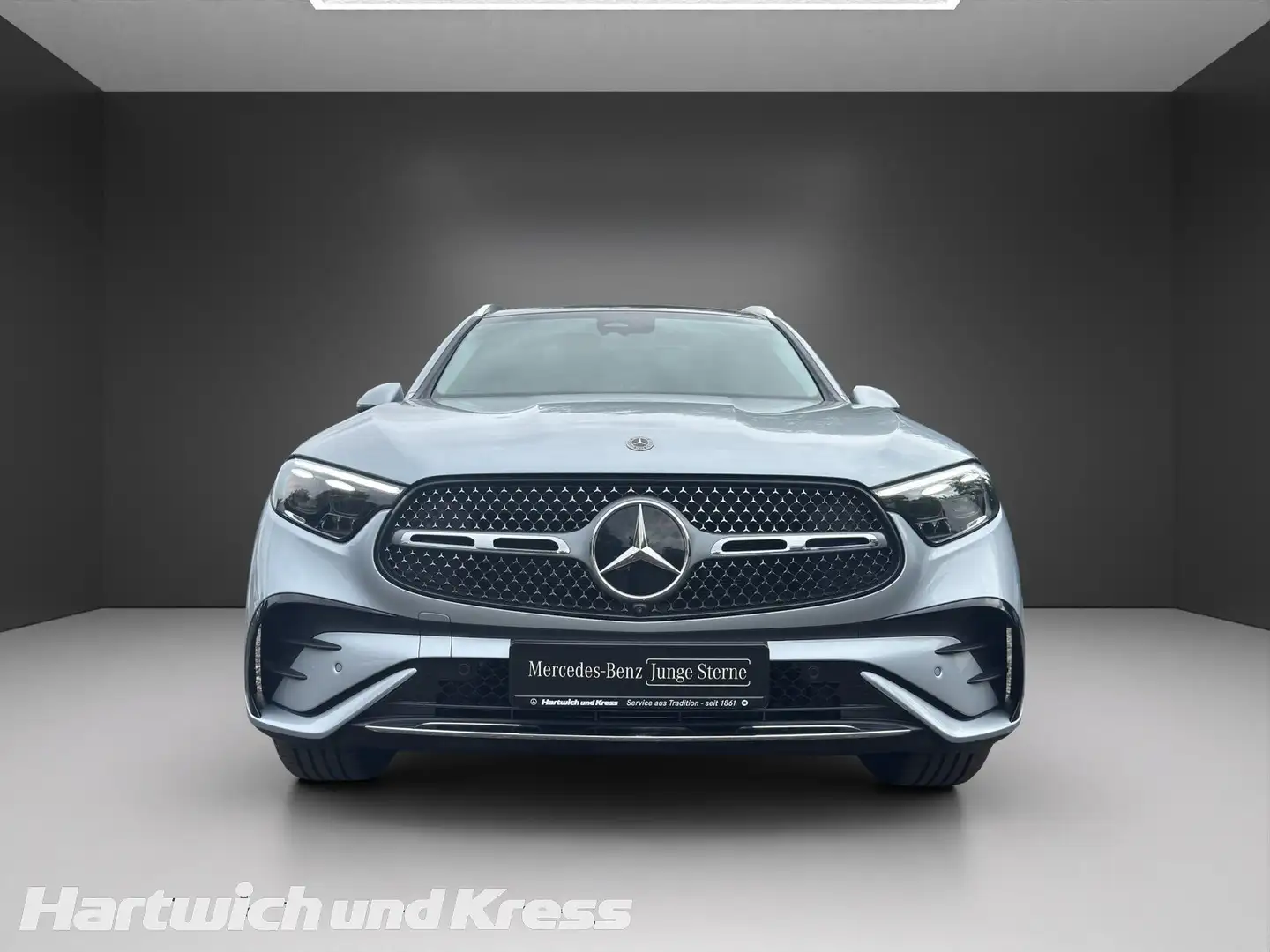 Mercedes-Benz GLC 300 GLC 300 d 4Matic AMG Line Premium+Pano+AHK+Standheizung+360° Kamera+DIGITAL LIGHT+EasyPack+ Silber - 2