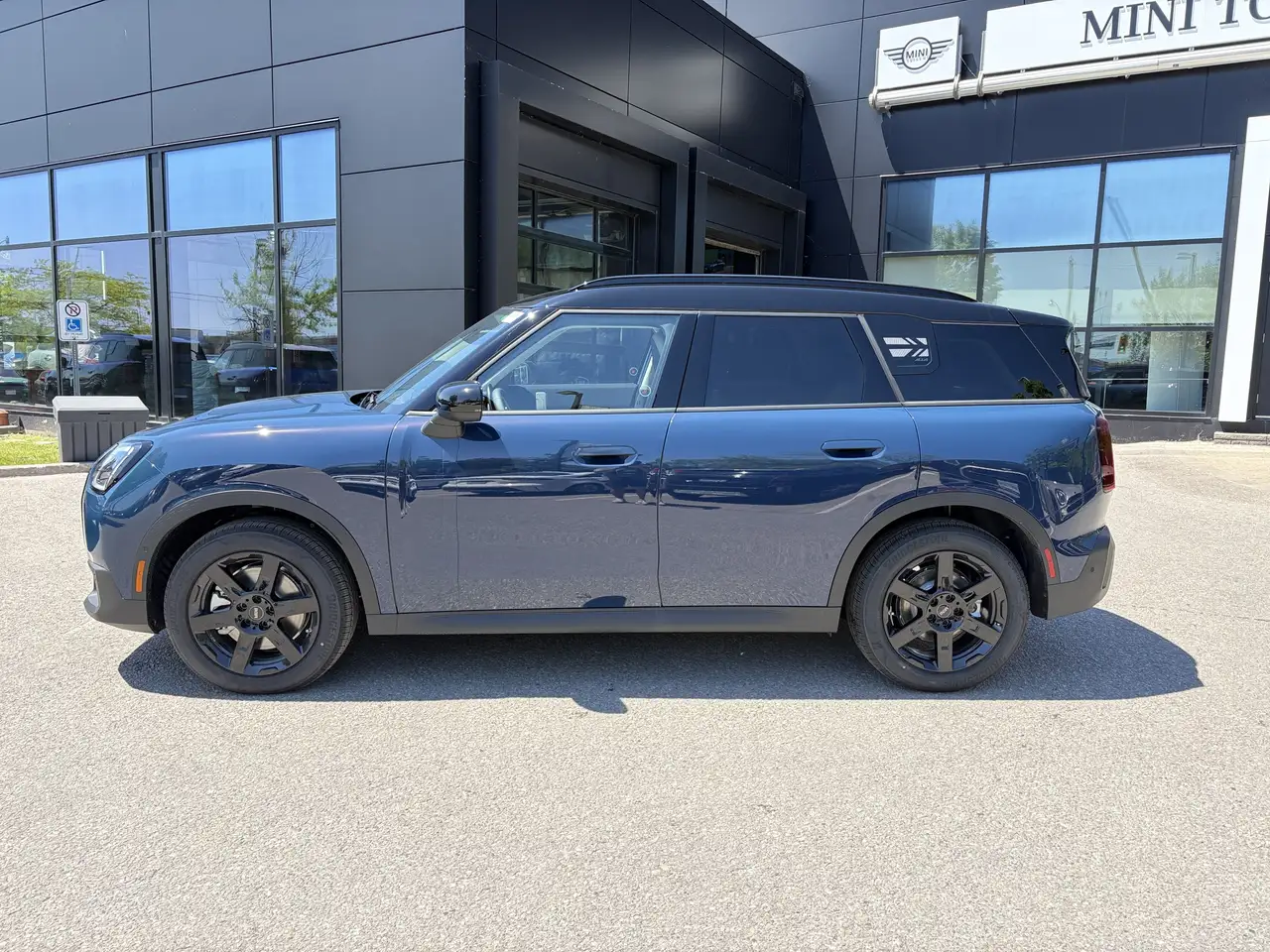 MINI Countryman снимка MINI Countryman