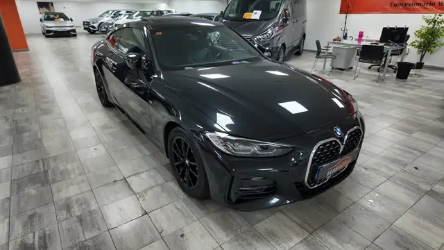 BMW 4 Series view 8