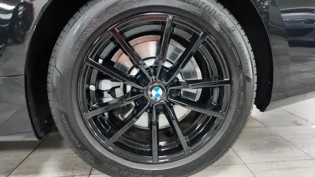 BMW 4 Series view 15
