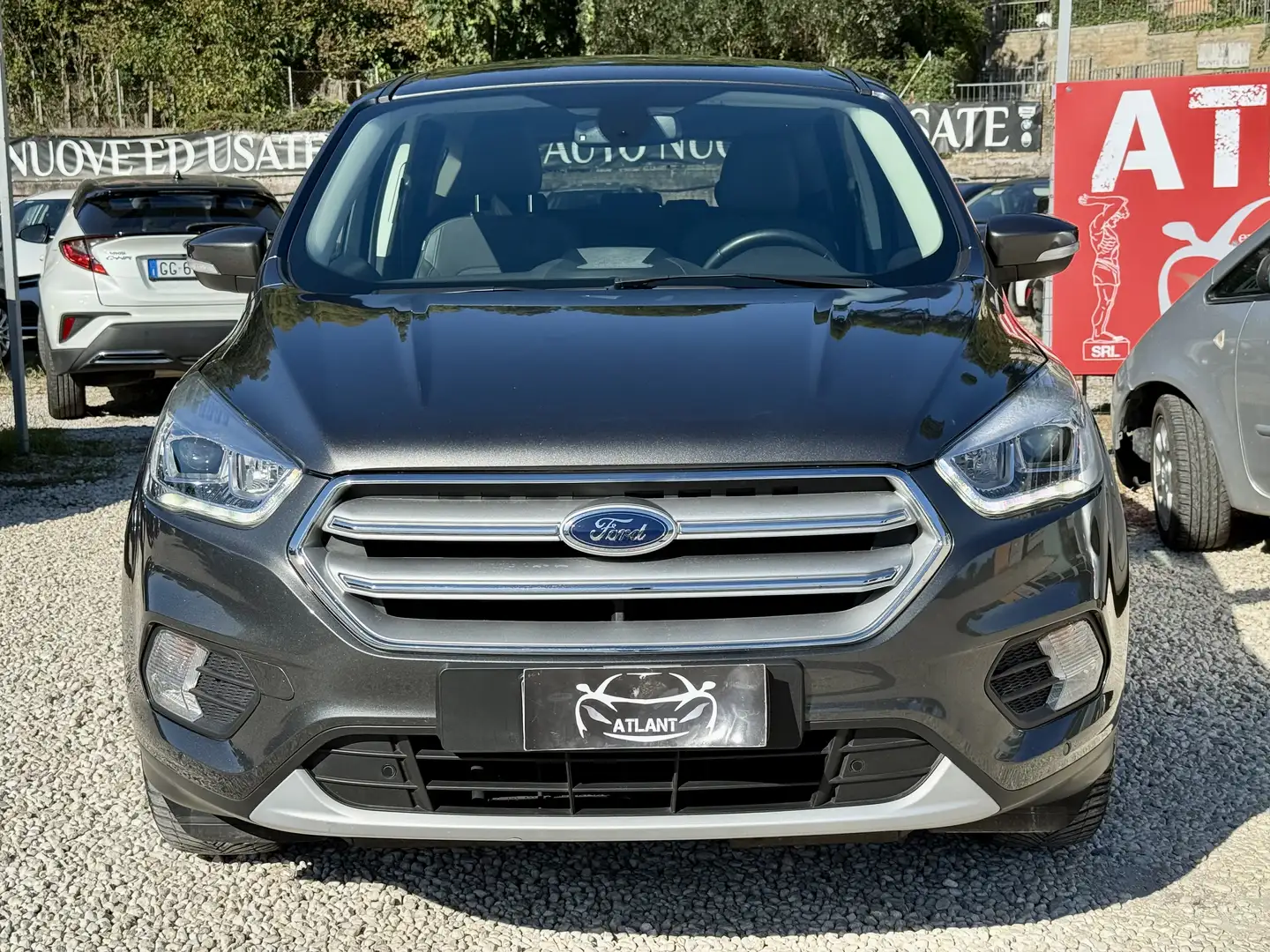 Ford Kuga 1.5 TDCI 120 CV SeS 2WD Powershift Edition Gris - 2